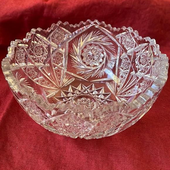 Vintage cut crystal pinwheel pattern bowl - Picture 1 of 10